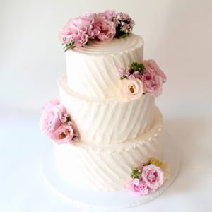 Simple, Pretty Wedding Cake Pink Flowers