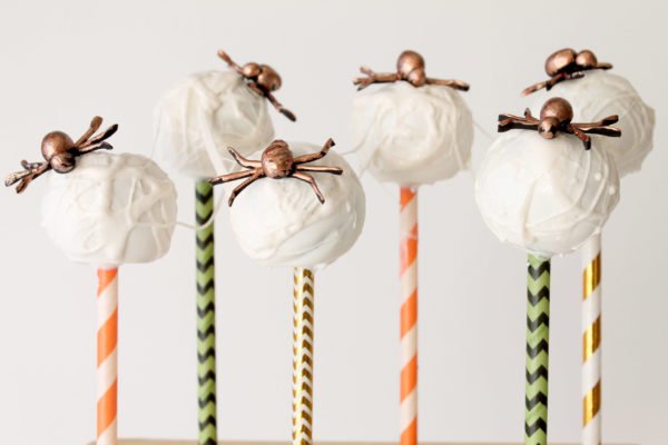 Spooky Halloween Spider Cake Pops