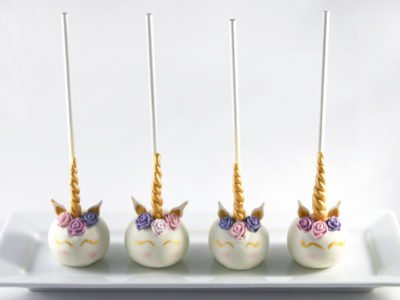 Pretty Unicorn Cake Pops in Gold with flower crown